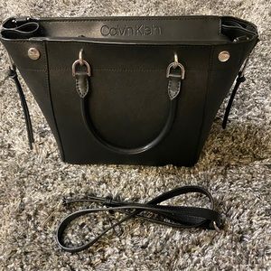 CALVIN KLEIN HAND BAG